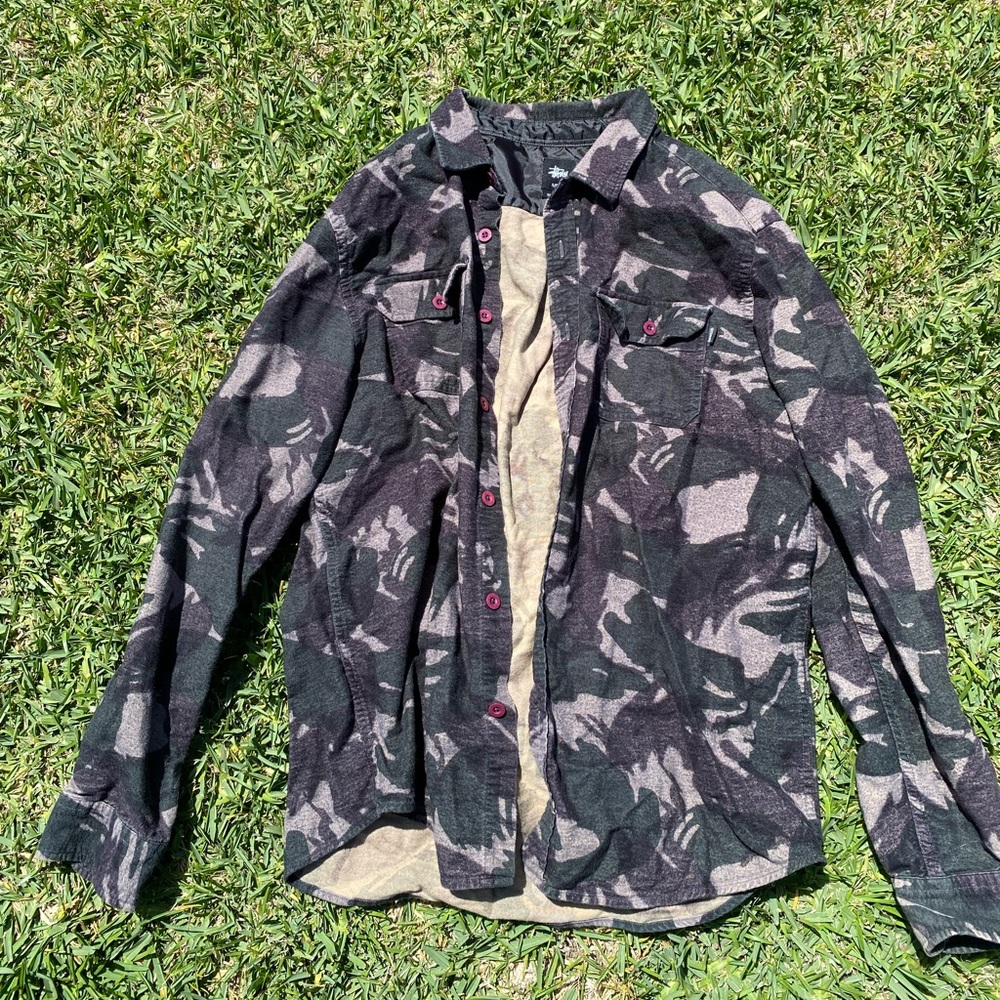 Stussy camo button up